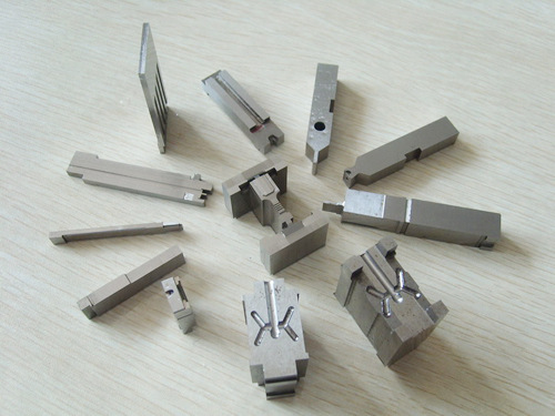 【深圳光明,公明西田,松岗精密中走丝对外加工】价格,厂家,图片,电火花线切割机,恒昌顺五金制品-